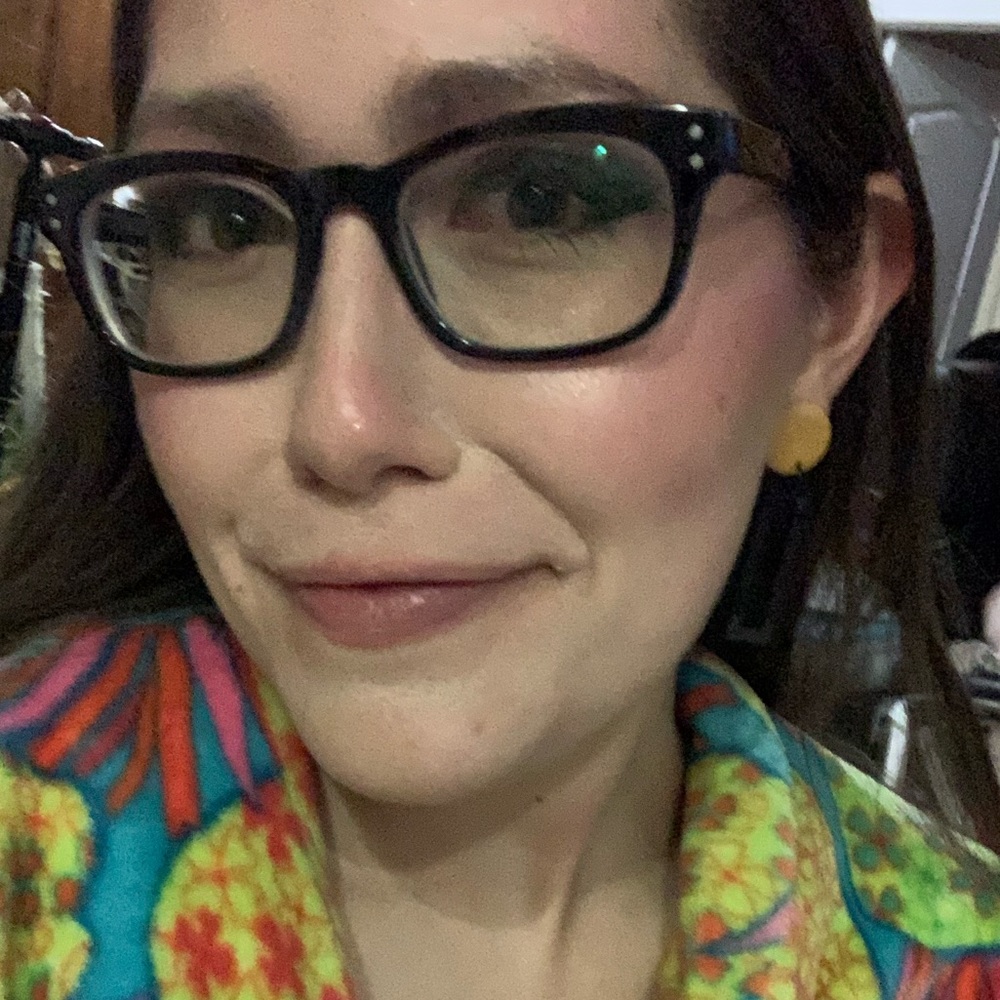 Meet your Posher, Laura